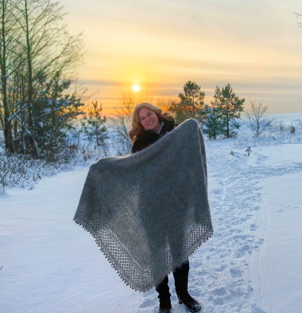 Большой пуховый платок