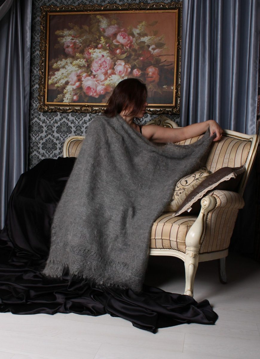 Большой пуховый платок