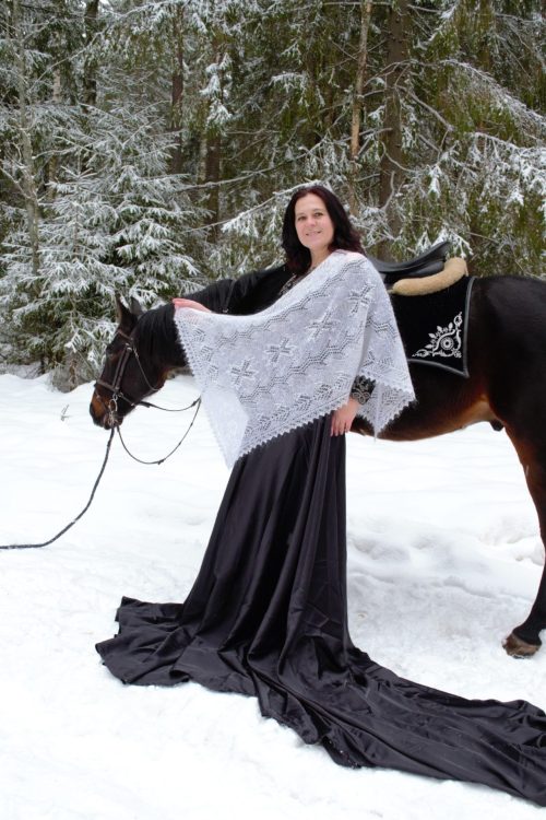 Легкий пуховый палантин