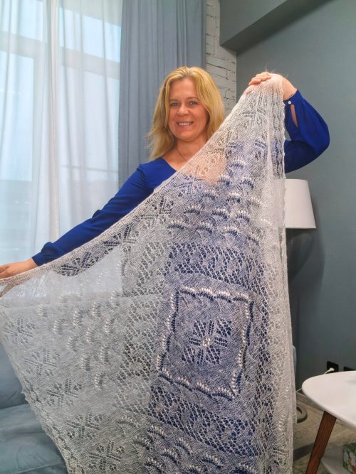 Пуховая нежная паутиночка