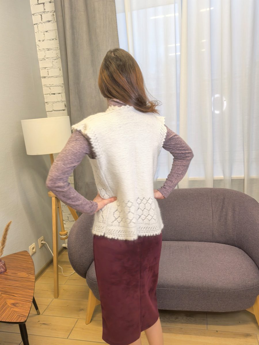 Пуховый кардиган небольшого размера