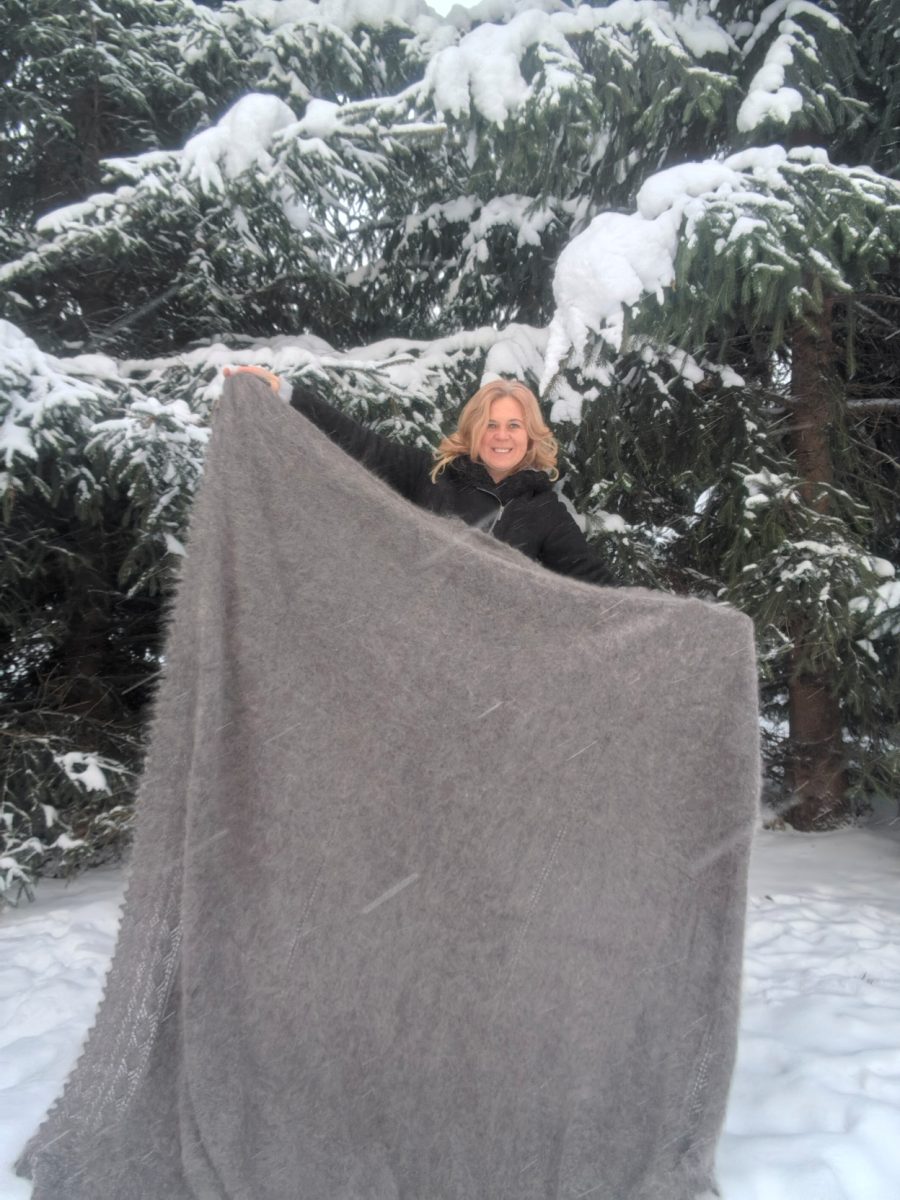 Большой пуховый платок