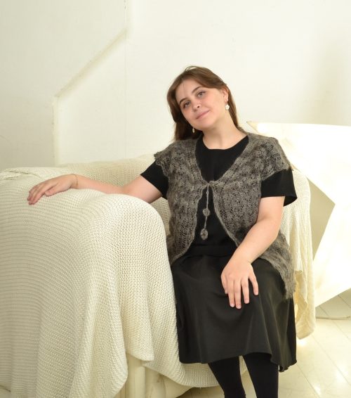 Серый пуховый кардиган