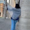 Тоненькая серая паутиночка